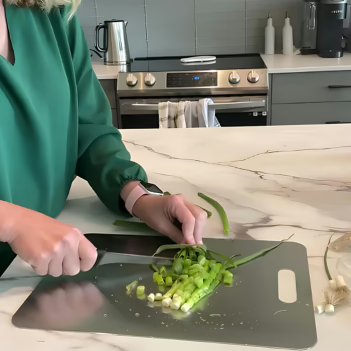 Katori Titanium Cutting Board Canada Image